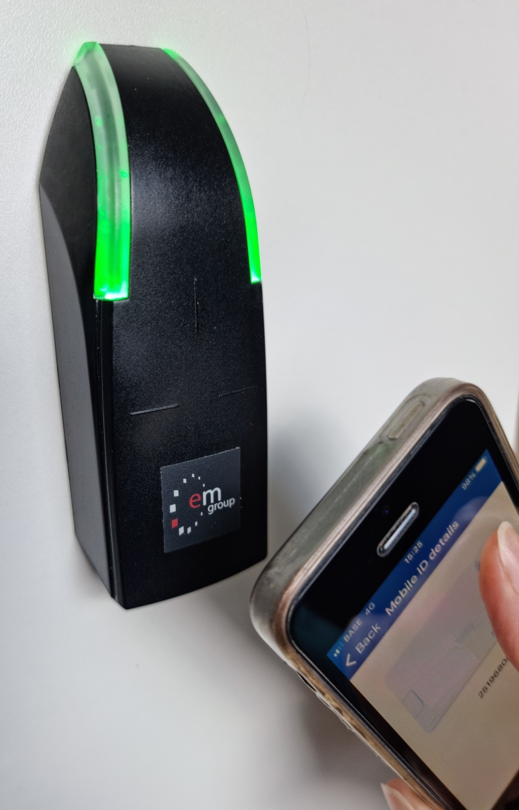 EM22CPSmartMiD Groen GSM 4 Klein